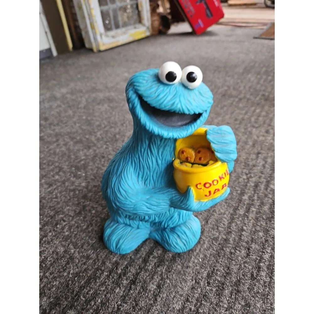 Vintage Illco Sesame Street Cookie Monster Coin Bank Complete w/Stopper 9
